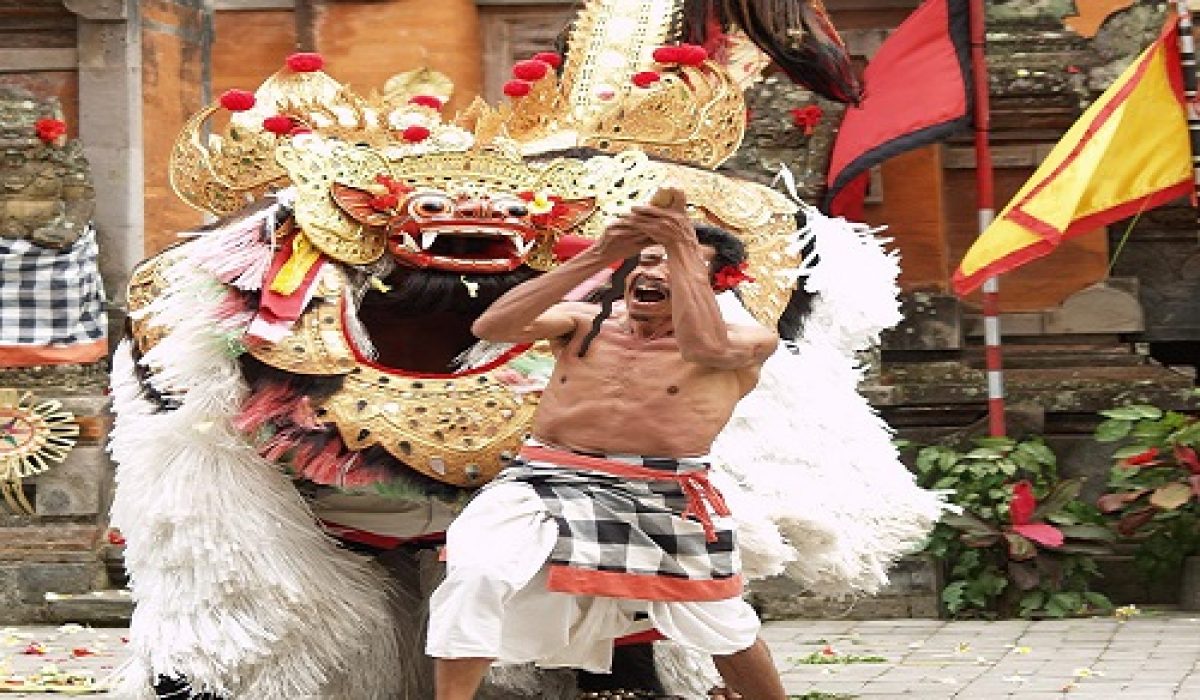 barong-dance-performance-bali-golden-tour