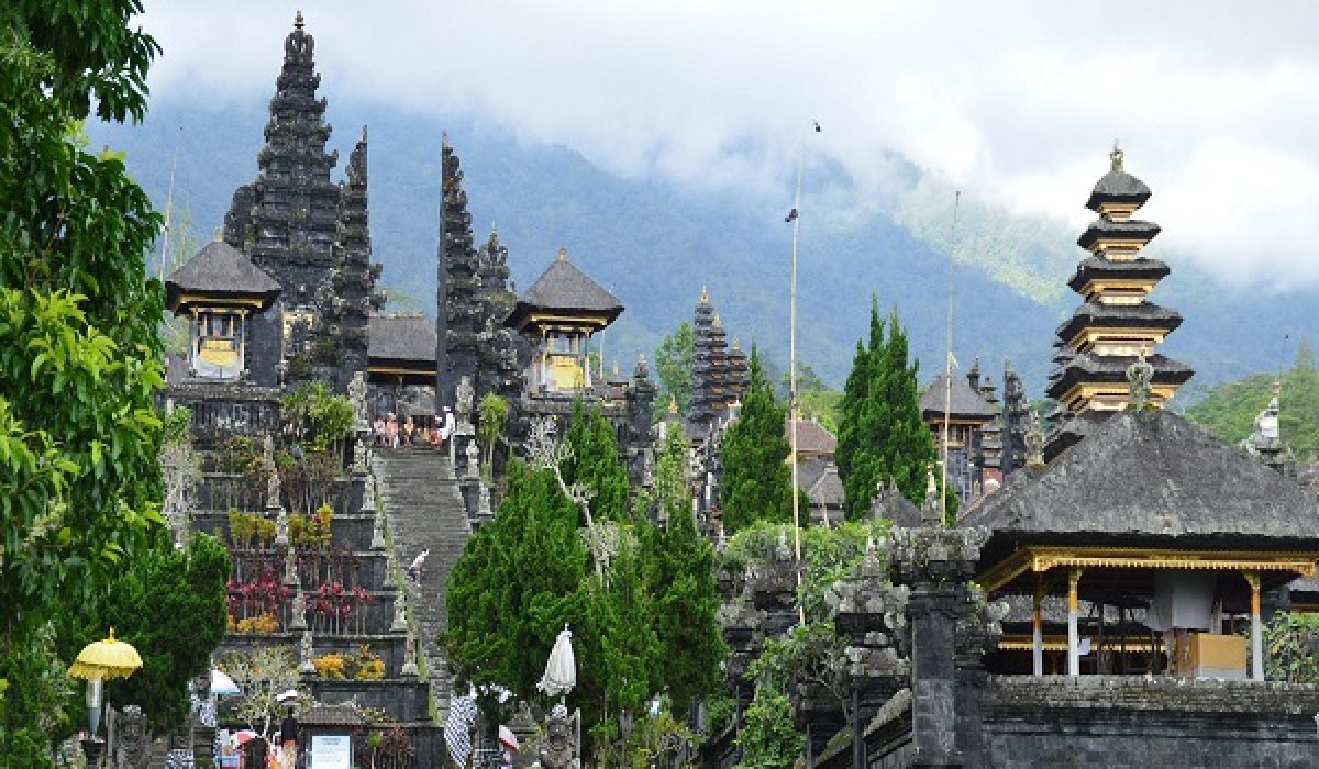 Besakih and Lempuyang Tour – A1 Bali Tour