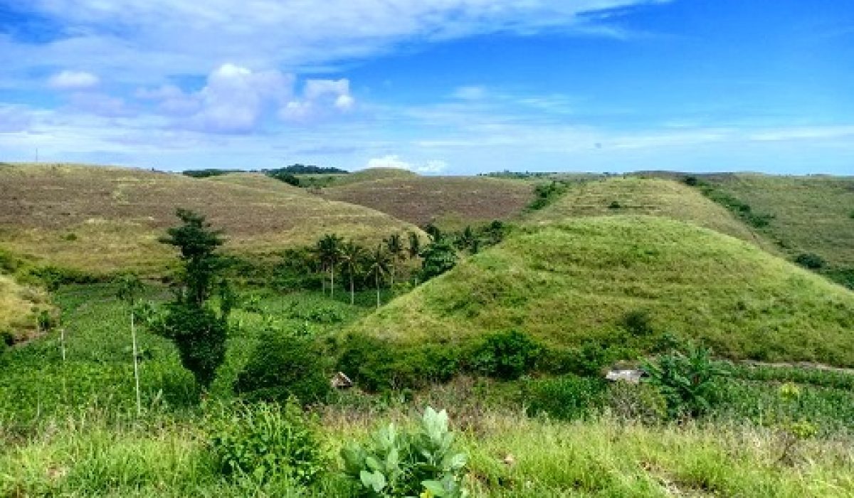 telletubies-hill-nusa-penida